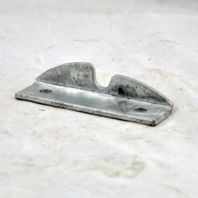 Central Closing Gate Catch