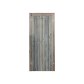feather edge country gate on white background