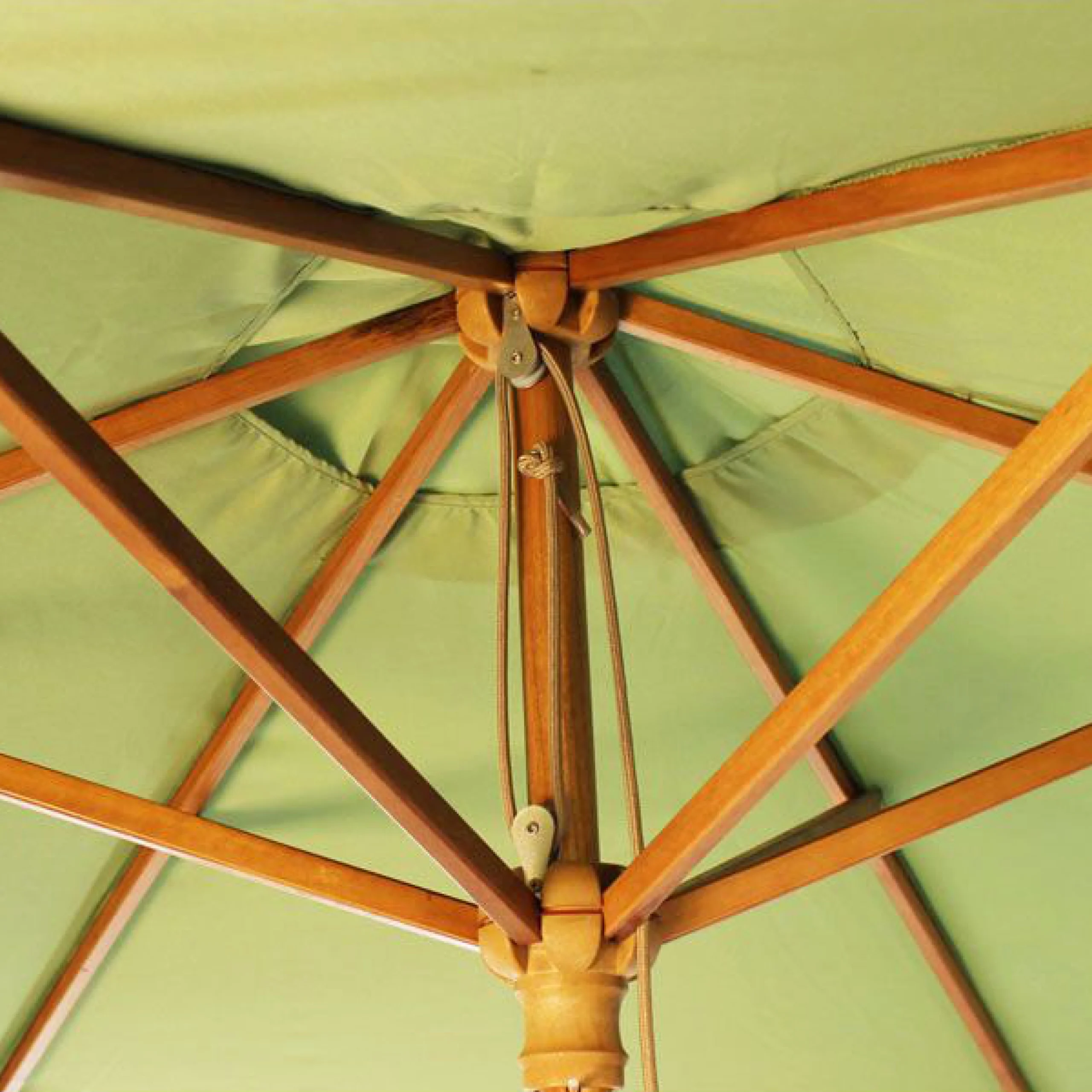 2.5m Wooden Garden Parasol - Image 3