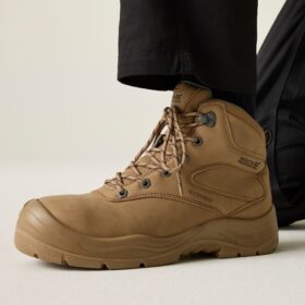 Regatta work boots tan,