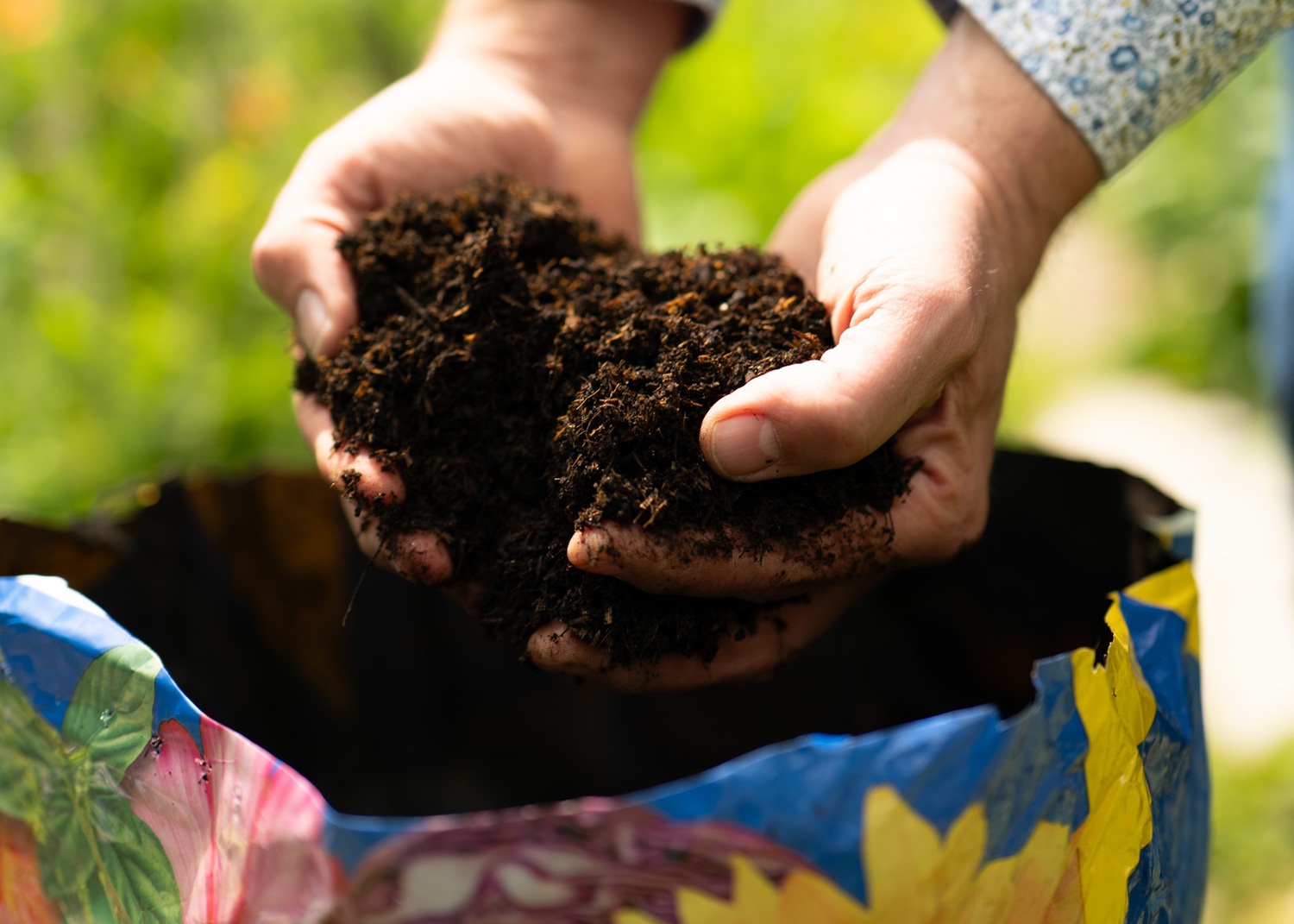 RocketGro Peat Free Multi Purpose Compost 50L - Image 3